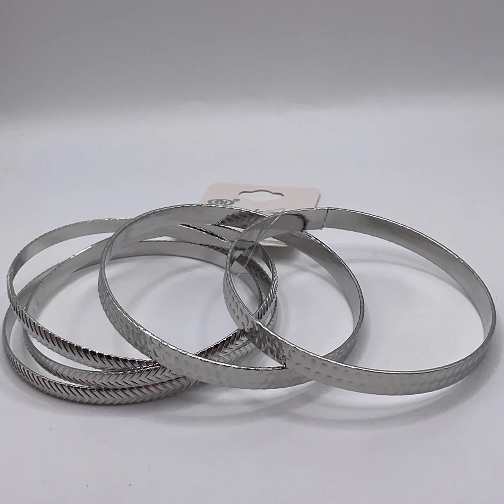 NThandmade Jewelry Silver Bracelet Set - Picture 2 of 3